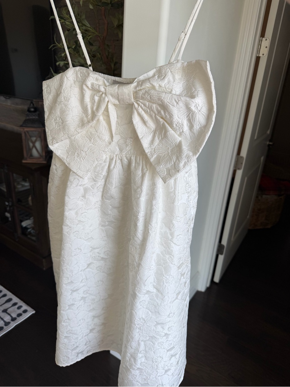 Chelsea28 White Textured Lace Dress with Statement Bow